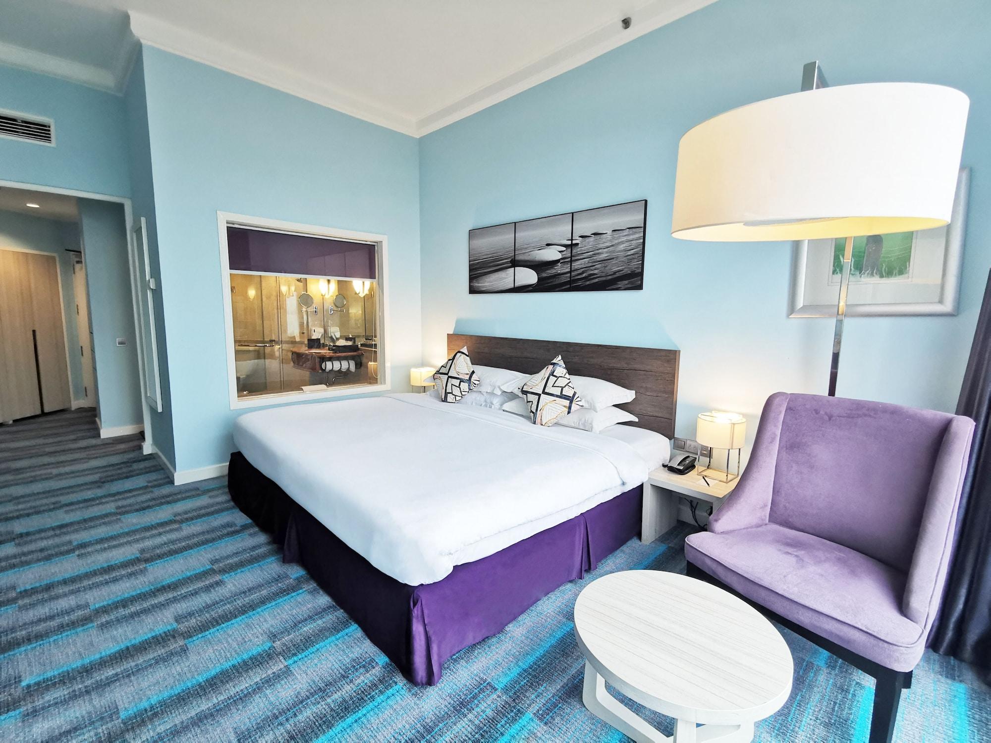 Thistle Джохор-Бару Экстерьер фото Deluxe Room