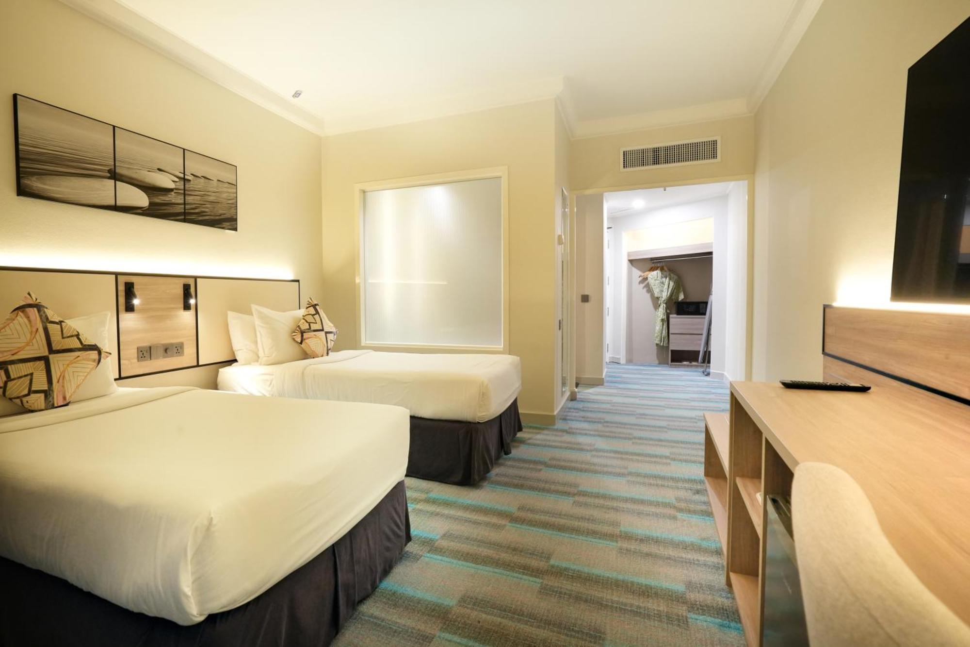 Thistle Джохор-Бару Экстерьер фото Deluxe Family Room