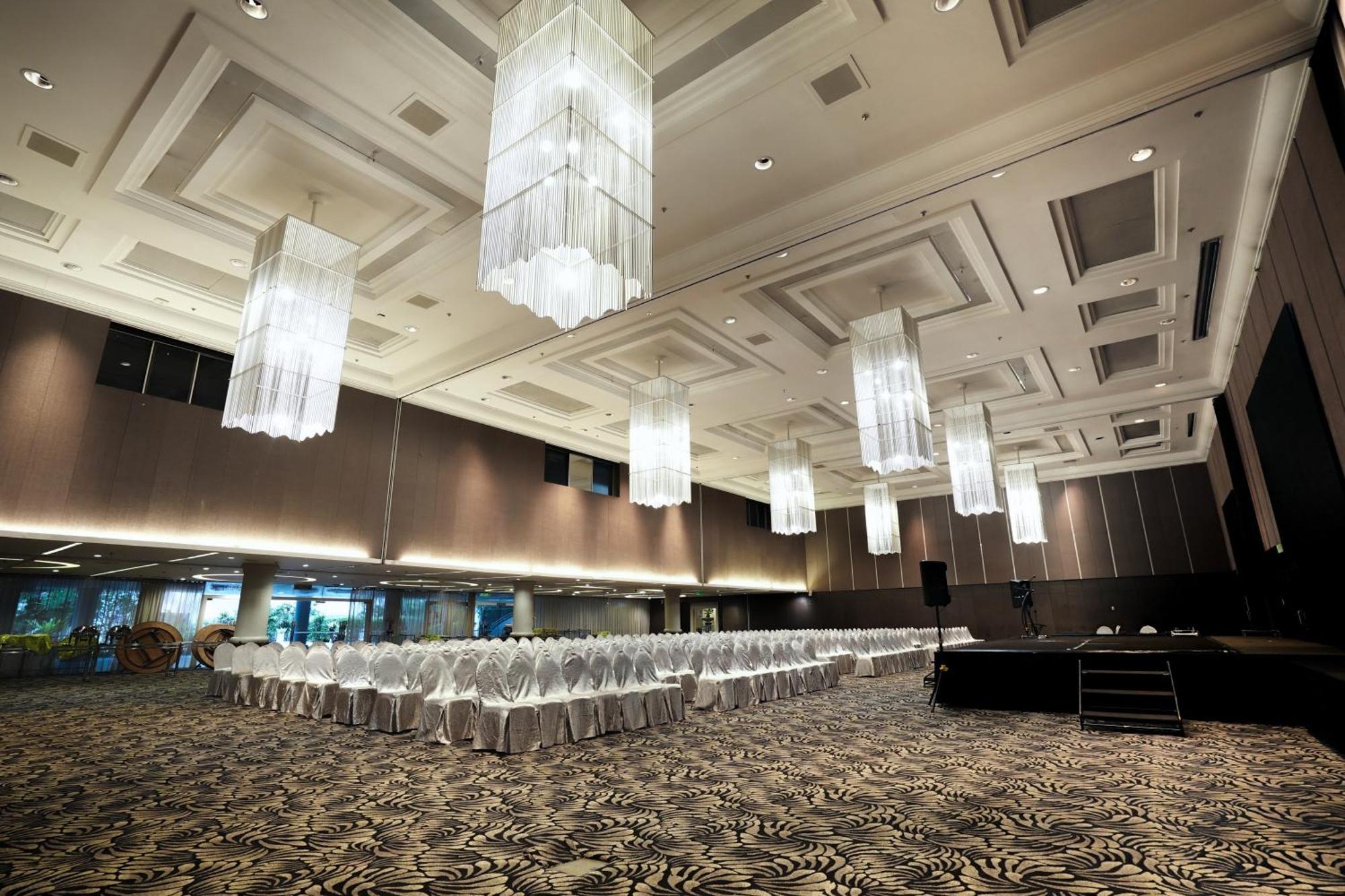 Thistle Джохор-Бару Экстерьер фото The Grand Ballroom